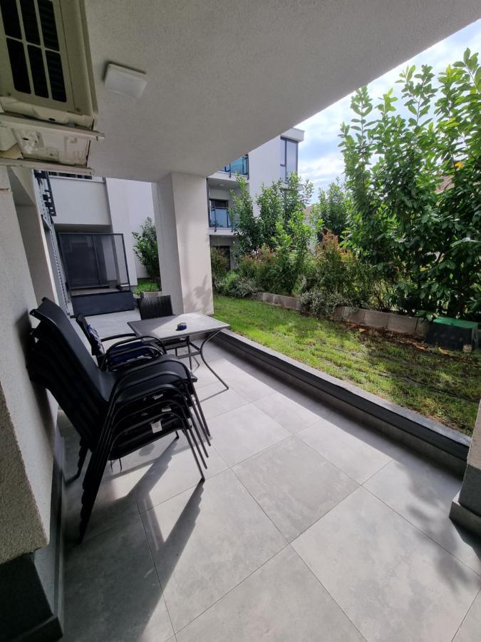 Apartament Superb In Regim Hotelier- Arad Plaza Ngoại thất bức ảnh