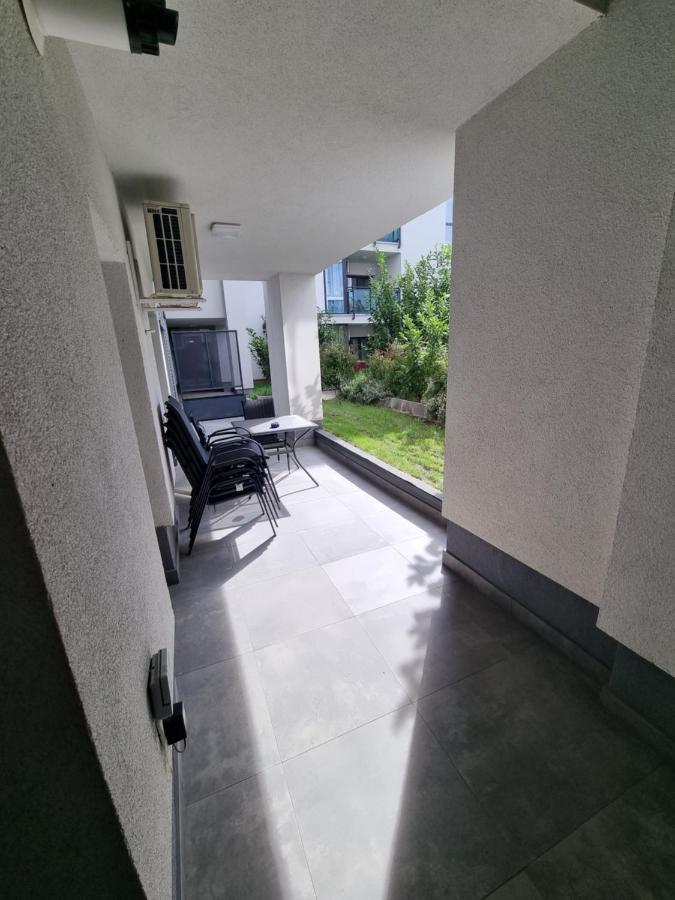 Apartament Superb In Regim Hotelier- Arad Plaza Ngoại thất bức ảnh